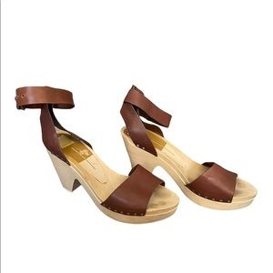 Dolce Vita Leather Nalia Sandal